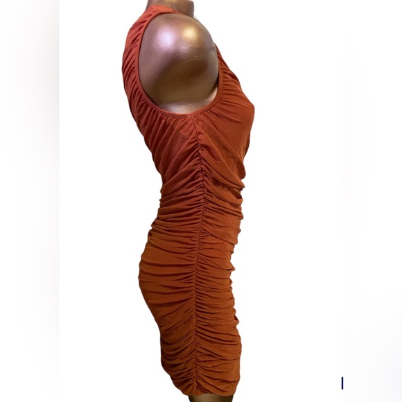 One Shoulder Ruched Bodycon - Picture 5 of 8